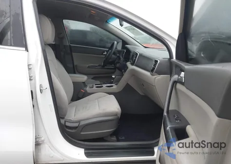 2019 Kia Sportage Lx z USA, uszkodzony, nr VIN KNDPMCAC2K7566412